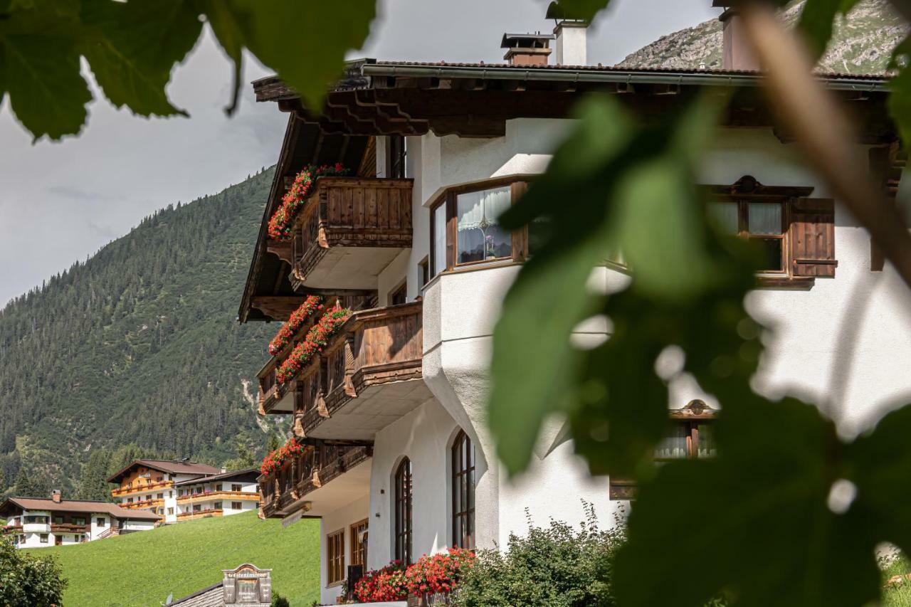 Landhaus Panorama Berwang Exterior photo